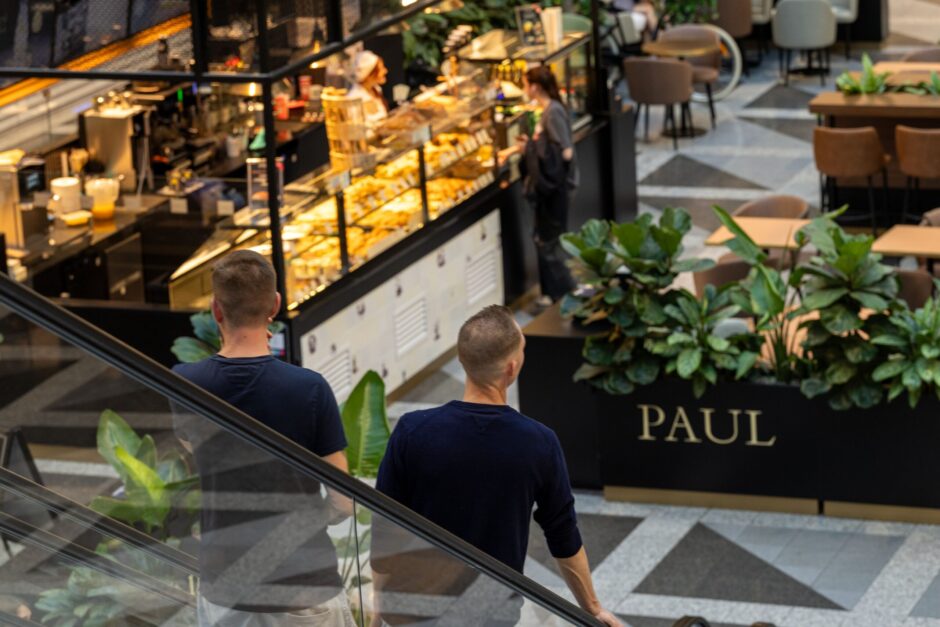 Karlak Shopping Square hala